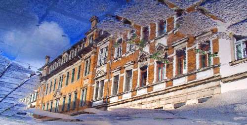 Förstereistraße in Blau. Anklicken zum Vergrößern.