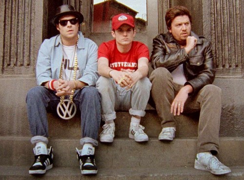 Fight For Your Right to Phase: Die zweitplatzierte Crew beim BB-Lookalike-Contest gibt alles.  Bereit zur entscheidenden Dancebattle auf der Phasenmatte: v.l. Fightfo, Ryou Righ und Topart Y.