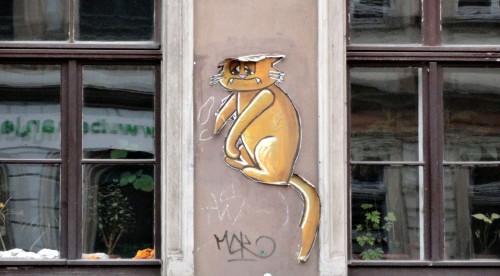 traurige Katze blättert langsam ab traurige Katze blättert langsam ab