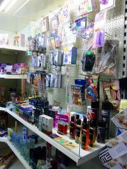 unüberschaubares Sortiment an Liebesspielzeugen