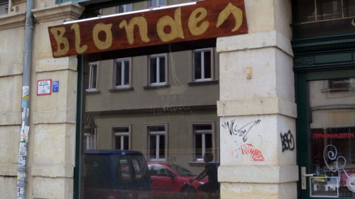 "Blondes" statt "BulBol"