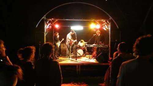 Bedächtige Klänge hinterm Thalia: Brokof