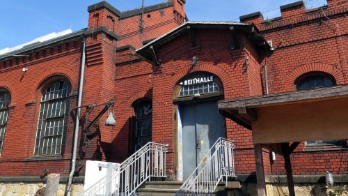 Wird zur Rock- und Klopp-Halle: die Reithalle im Industriegelände