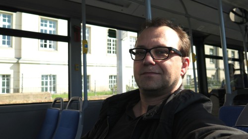 Hinzu war ich fast allein im Bus.