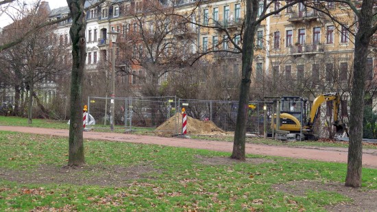 Die Bauarbeiten für die neue Toilette haben begonnen.