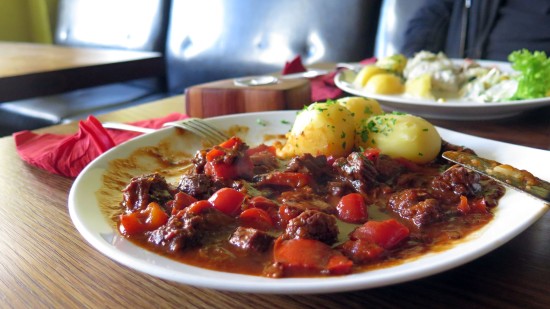 Feuergulasch in der Schmiede