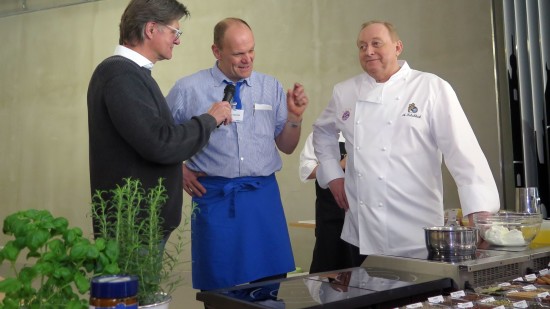 Peter Simmel erläutert seine Vorliebe für natürliche Kost.