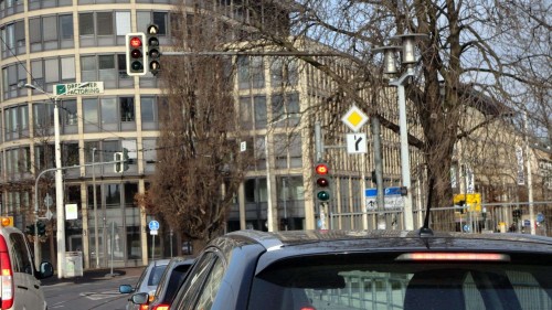 Albertbrücke ohne Pfeil