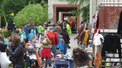 32. Haus- und Hof-Trödelmarkt in der Neustadt Eindrücke vom 8. Trödelmarkt im Frühjahr 2014 - Foto: Archiv Anton Launer