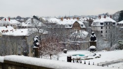 verschneiter Neustadt-Blick von der Dresdner Akademie für Psychotherapie