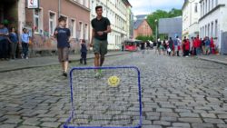 Fußball auf der Katharinenstraße
