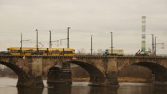 Die Marienbrücke Täglich queren etwa 500 Züge die Marienbrücke