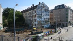 Am Morgen gingen die Bauvorbereitungen weiter.