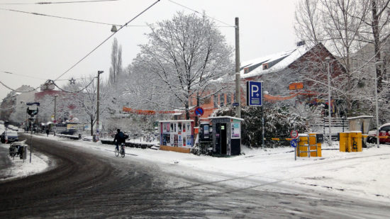 Als die Scheune noch keinen Vorplatz hatte ... Foto: Archiv 2010