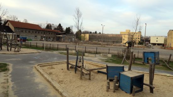 Der Spielplatz muss gesperrt werden.