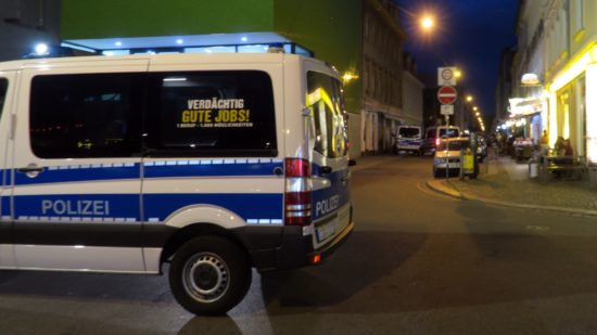 Polizeikontrolle auf der Alaunstraße. Foto: Archiv