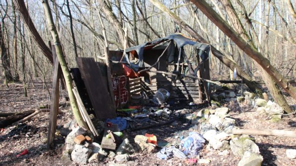 Bude oder Müllhalde?