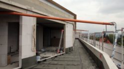 Balkon zur Bautzner Straße hin.