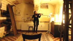 Einmaliges Keller-Konzert Deborah Jungnickel an der Violine