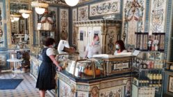 140 Jahre und kein bisschen sauer Treff für Touristen und Liebhaber ausgefallener Milchprodukte.