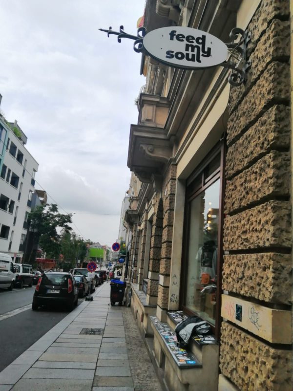 Fliese am Skater-Shop