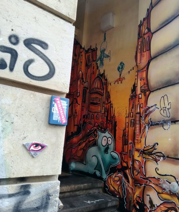 Ob das Auge auf die Katze aufpasst - oder umgekehrt?