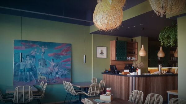 2021-04-07-Kunstwerke zieren die Wände