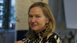Signal Grün für Kinder- und Jugendhospizarbeit Annette Lindackers vom Ambulanten Kinder- und Jugendhospizdienst. Foto: Philine