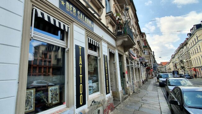 Frisch umgezogen - der Saloon