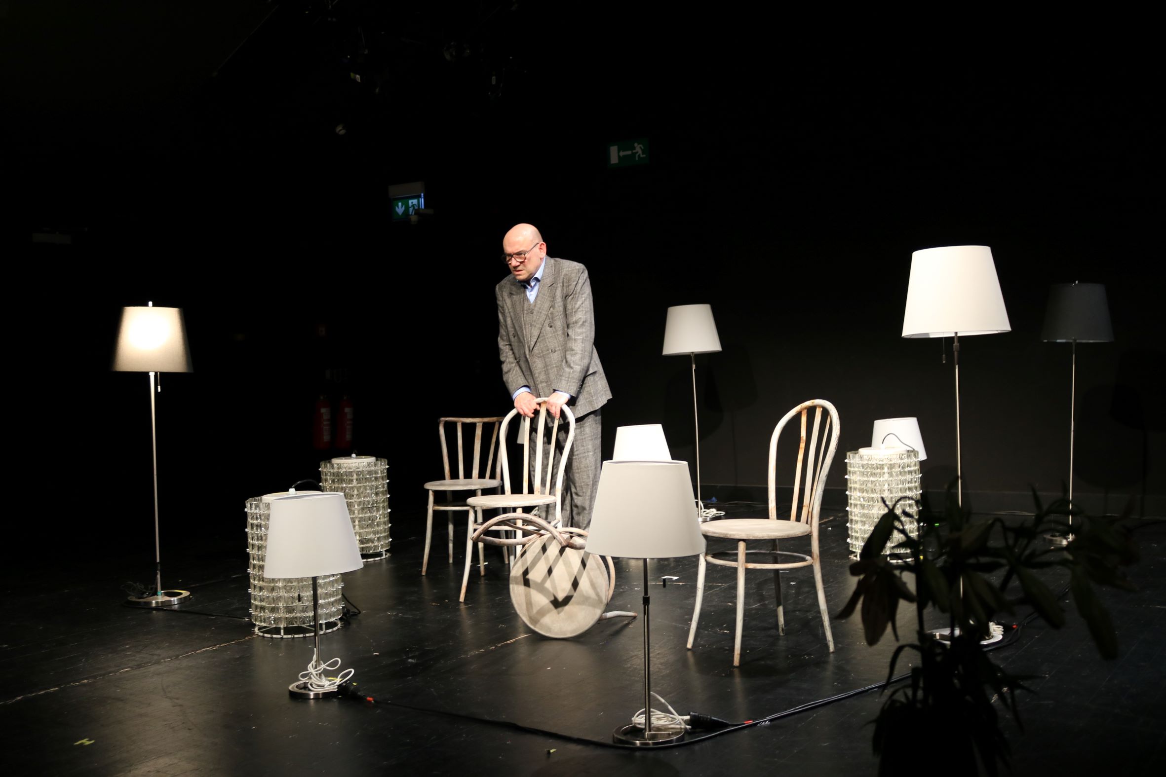 Szene aus "Der Einschnitt" - Moritz Dürr in der Hauptrolle