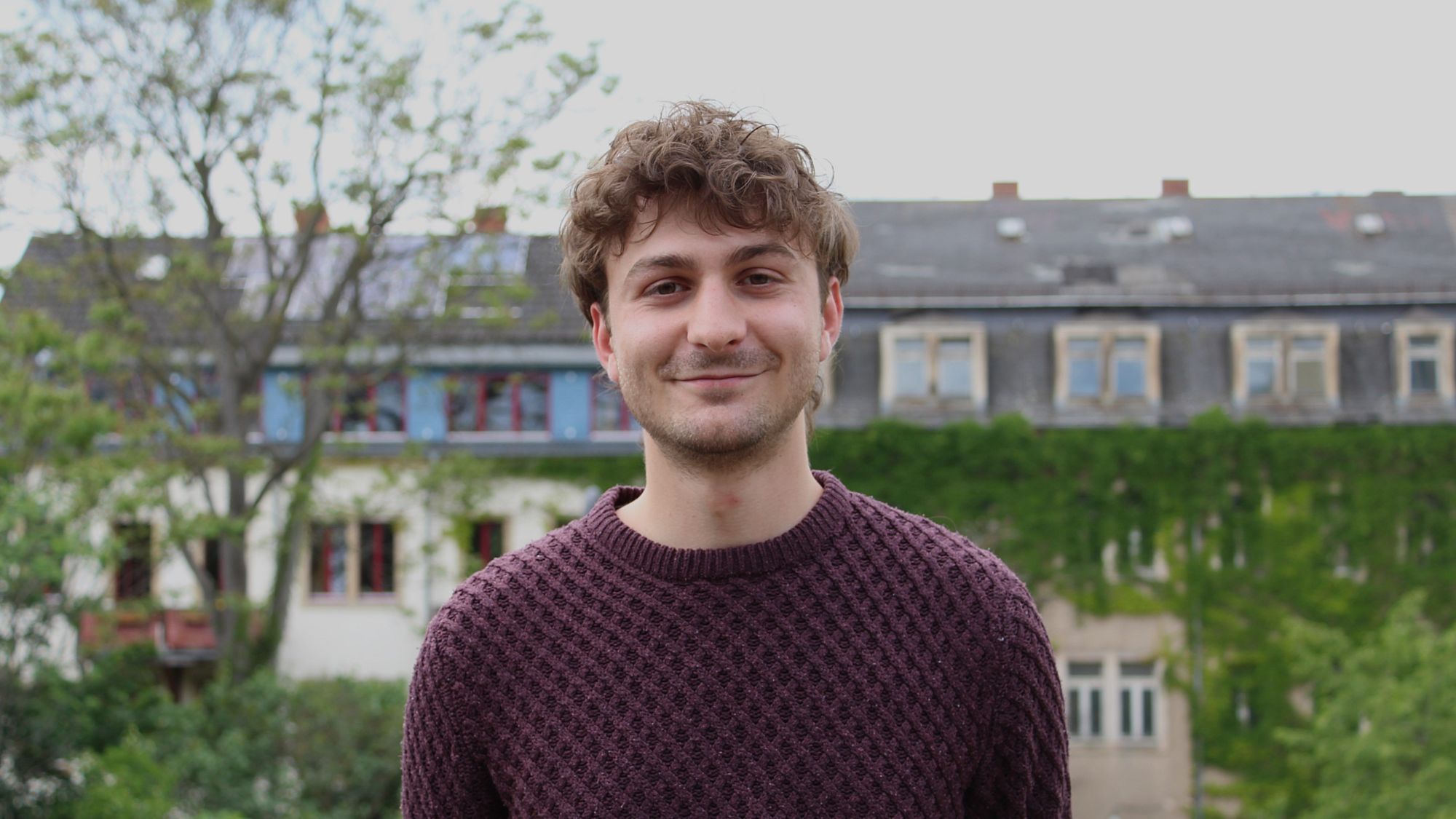 Veit Joneleit, Spitzenkandidat für die Dissident:innen für  den Stadtbezirksbeirat Neustadt.