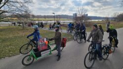 Erneut Demo für ÖPNV-Erhalt Fahrradcorso am 2. März - Foto: Anton Launer