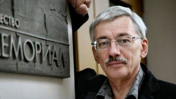 Foto: Anna Artemewa, Oleg Orlov, CC0 1.0