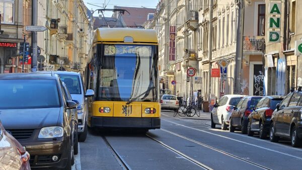 Straßenbahn in der Dresdner Neustadt - Foto: Archiv Anton Launer