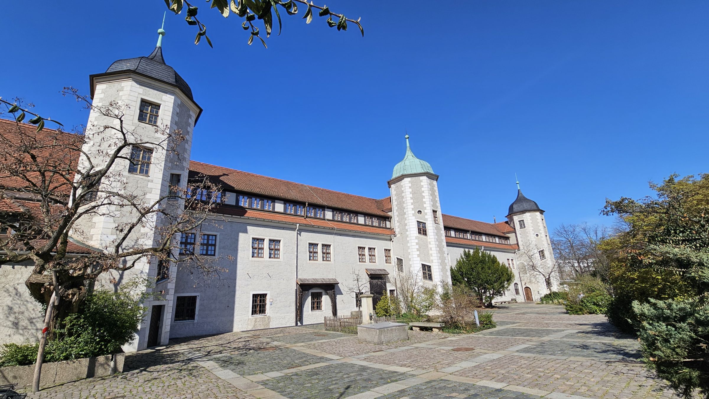 Jägerhof an der Köpckestraße, Ecke Sarrasanistraße - Foto: Anton Launer