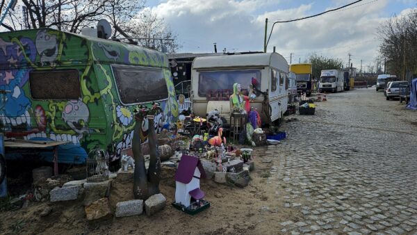 Wagenplatz am Alten Leipziger Bahnhof kann vorerst bleiben. Foto: Anton Launer