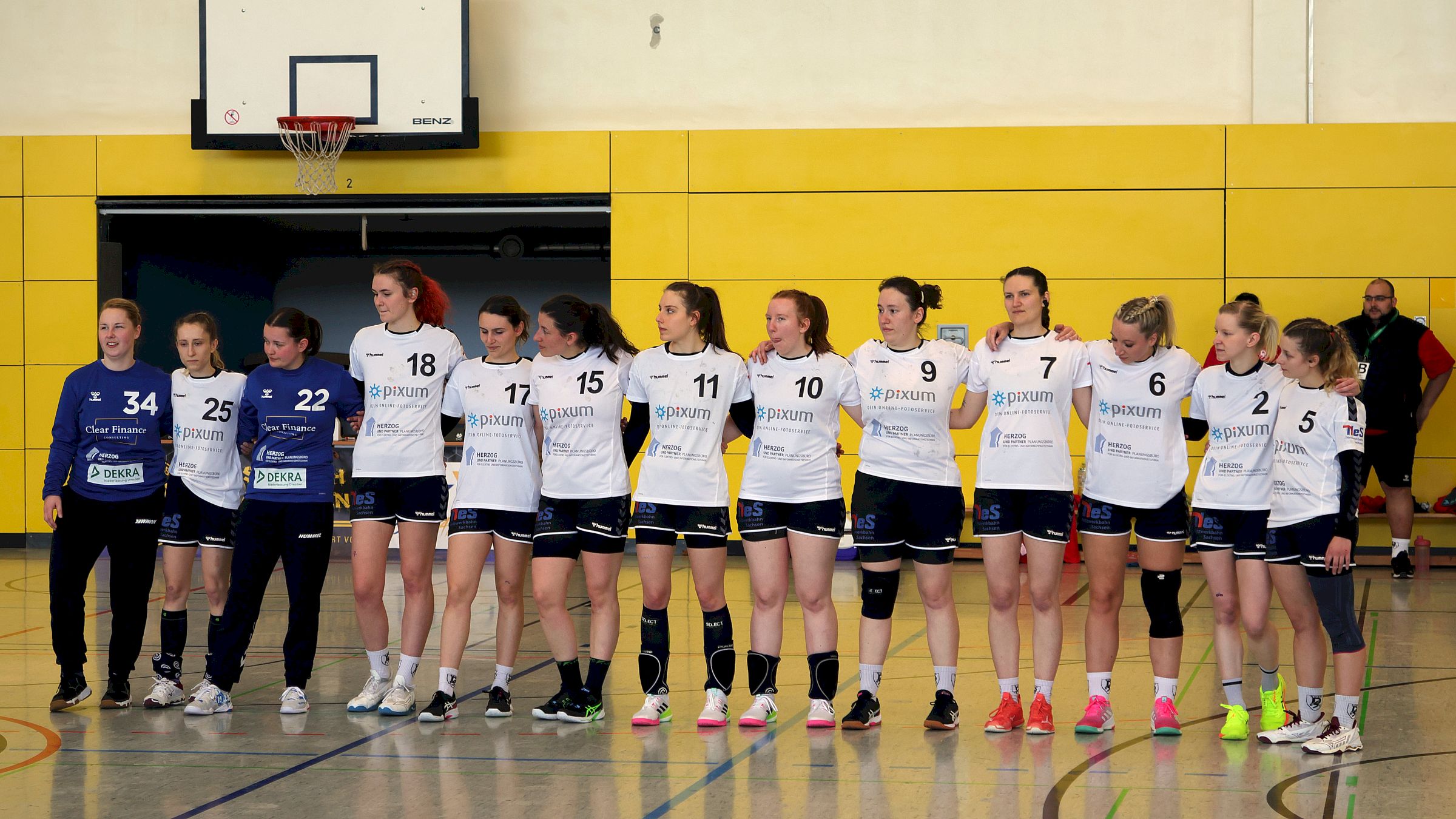 Trotz der Niederlage - die Sportis haben als Aufsteiger eine tolle Saison gespielt. Foto: Sportfreunde 01