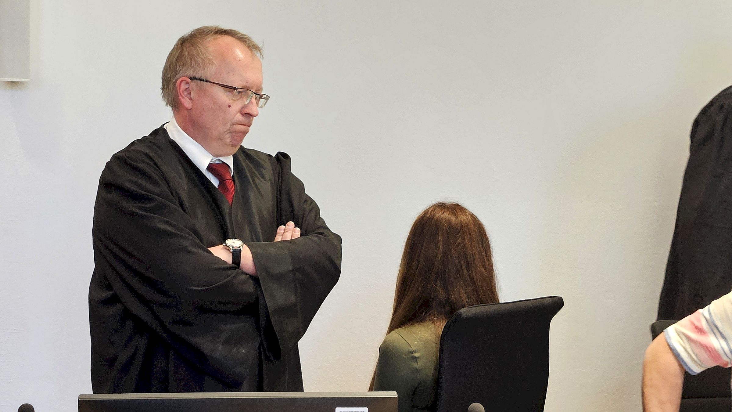 Angeklagte Sousanne C. mit Strafverteidiger Ulf Israel - Foto: Anton Launer