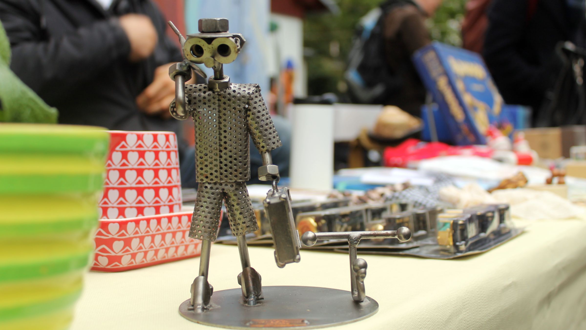 Exklusive Raritäten gibt es in den Höfen der Neustadt. Foto: Gewerbe- und Kulturverein Dresden-Neustadt