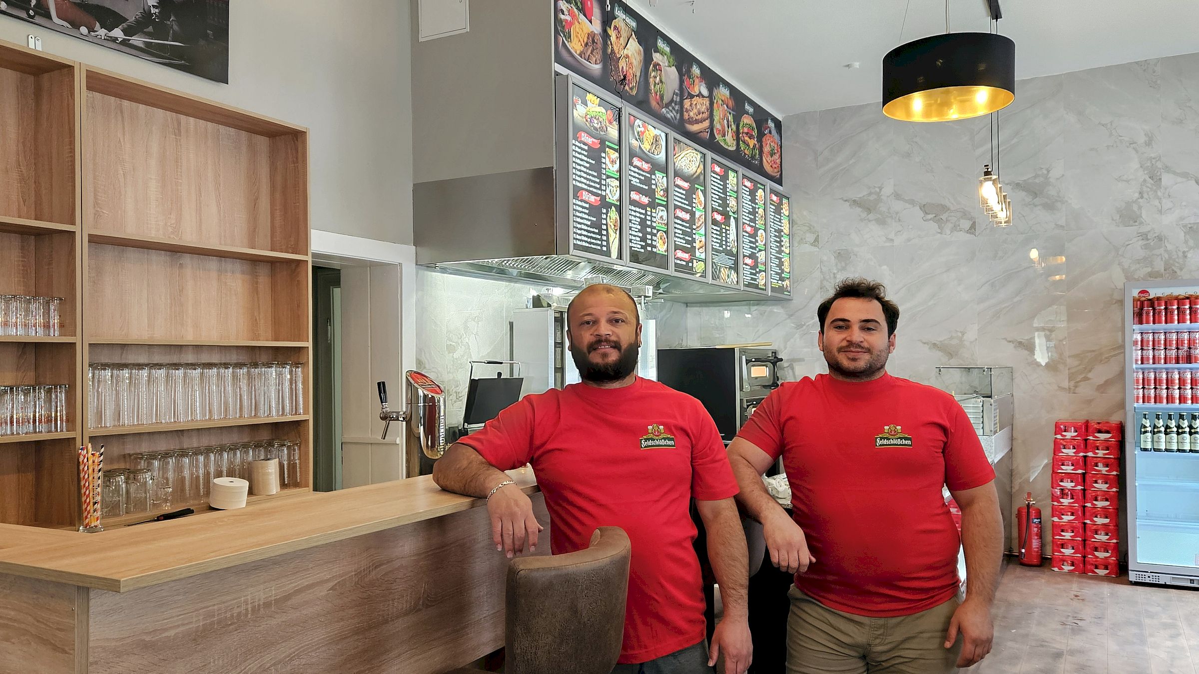 Zur Eröffnung gibt es Schnäppchenangebote - Foto: Anton Launer