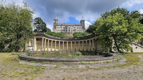 Das Römische Bad am Schloss Albrechtsberg ist seit 2012 gesperrt. Foto: Anton Launer