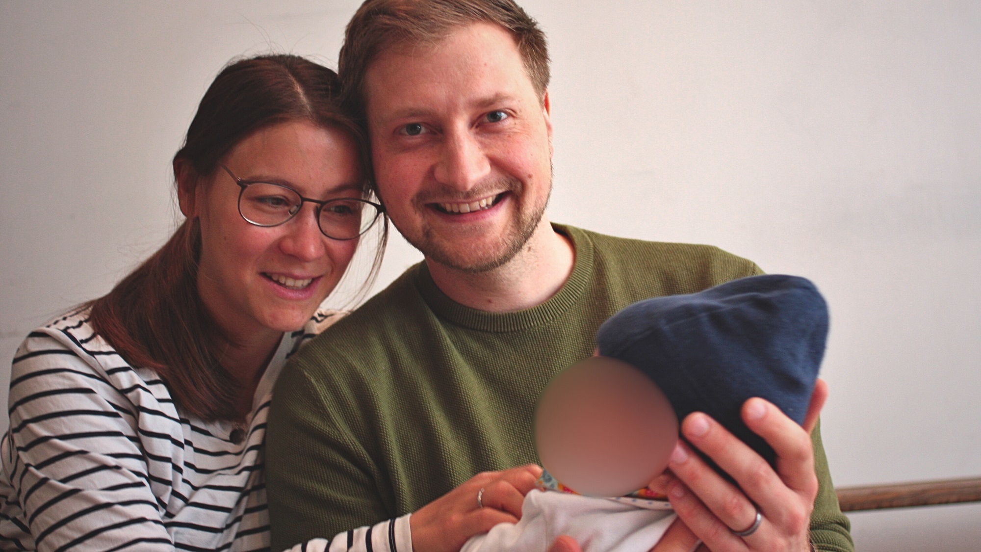 Auch wenn er noch nicht krabbeln kann –mit 15 Wochen ist das Kind von Jessica und Phillip genau im richtigen Alter für die Krabbelkonzerte. (Foto: Victor Franke)