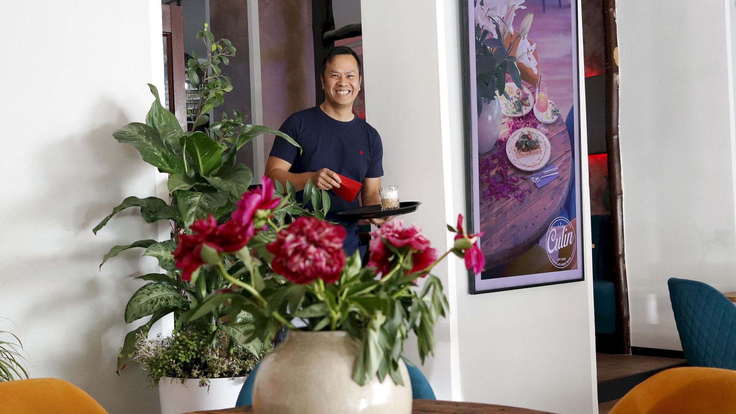 Hanh Vu führt gemeinsam mit seiner Frau das neue Frühstückslokal. Foto: Anton Launer