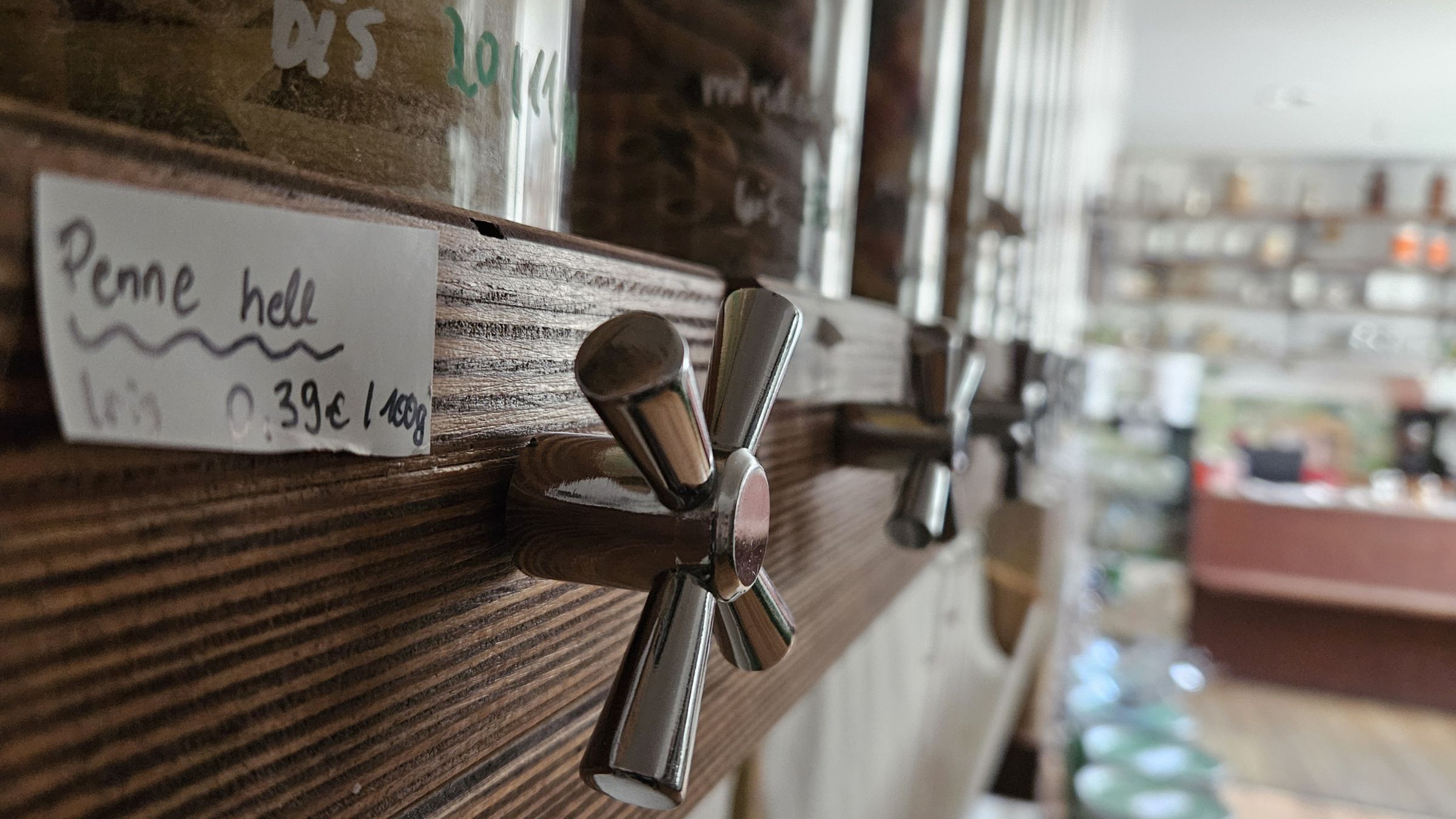 Nudeln nach Gewicht - Foto: Anton Launer