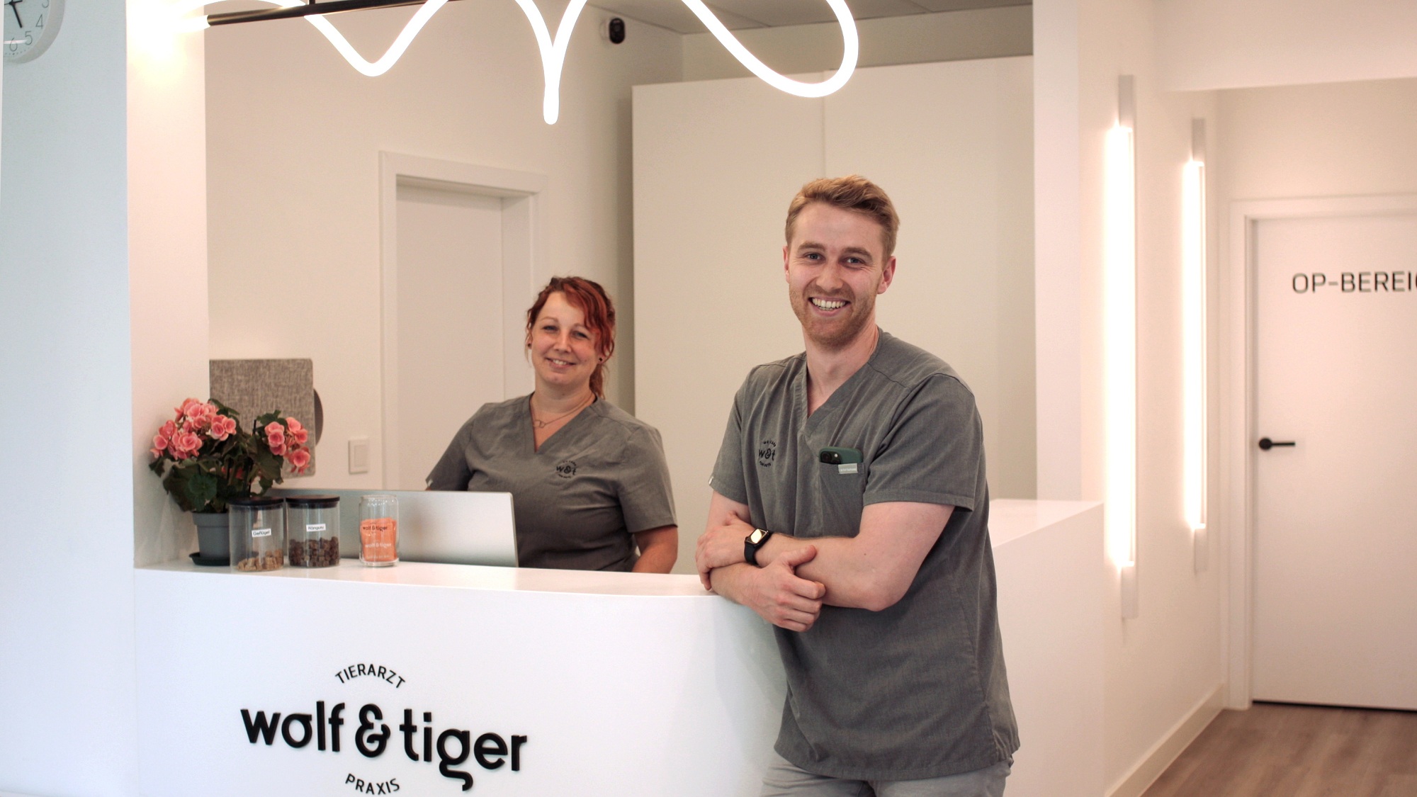 2025-06-30-Wolf & Tiger