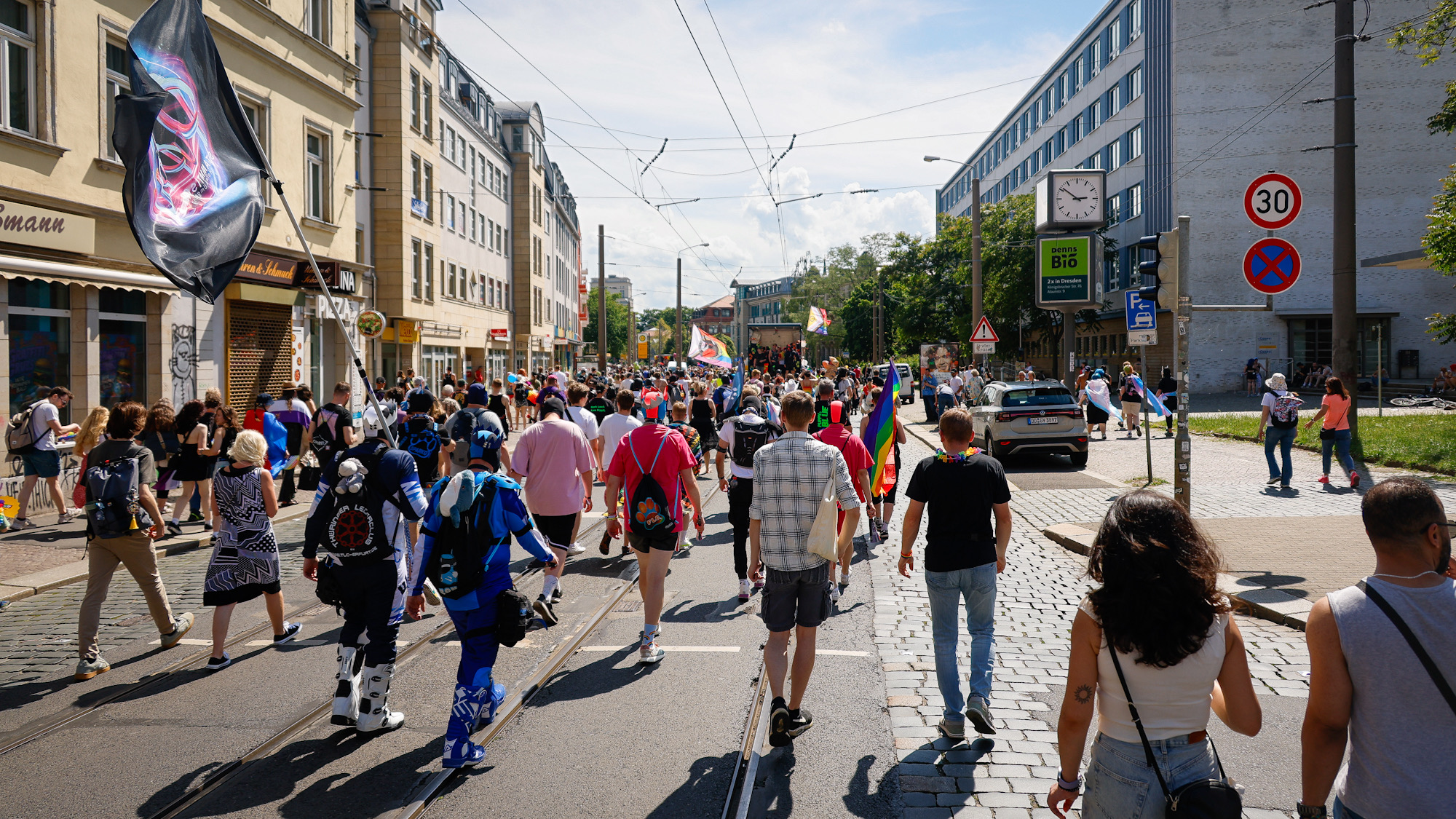 CSD-Parade auf der Königsbrücker Straße - Foto: Florian Varga