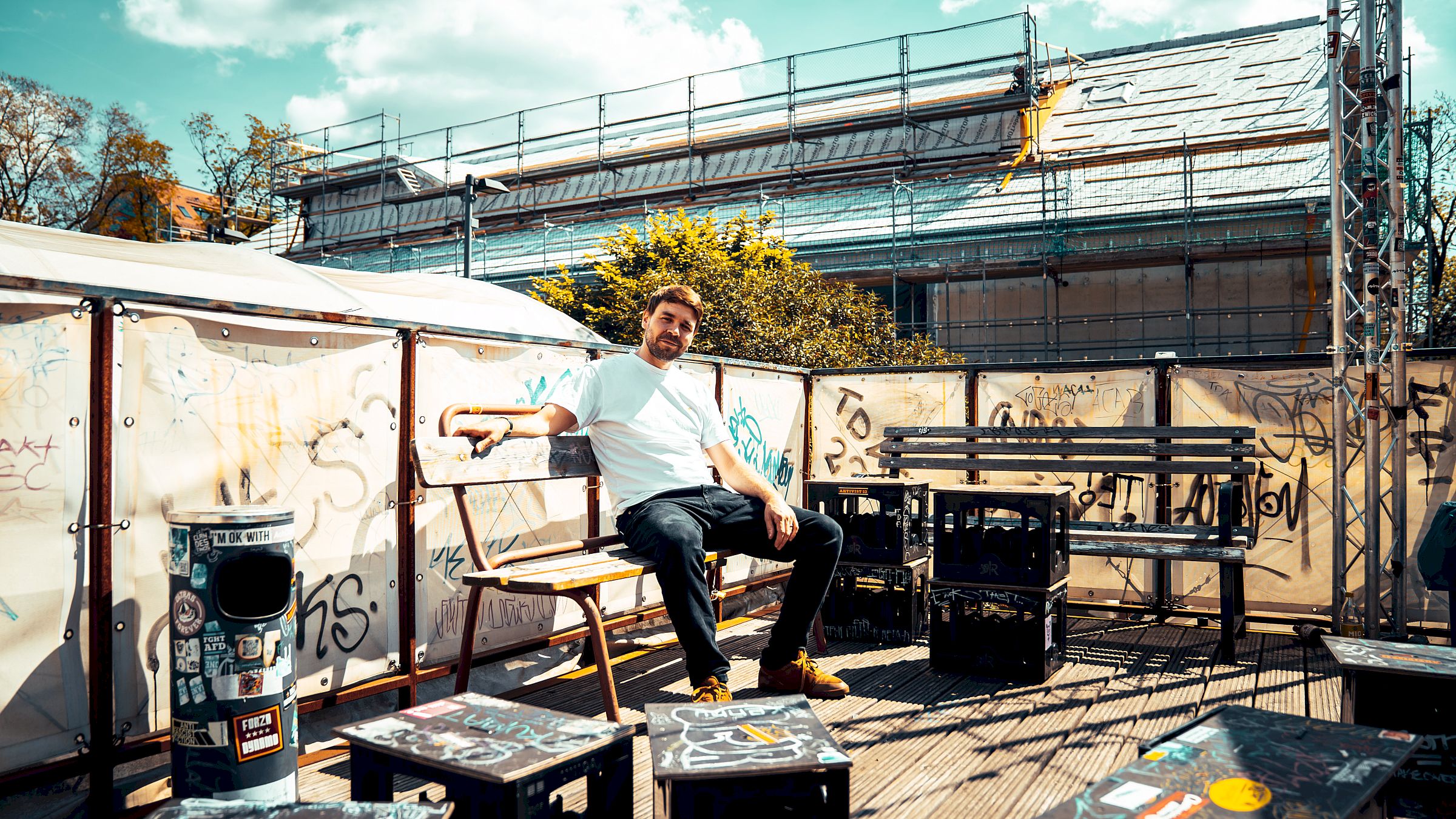 Ein Platz an der Sonne auf dem Blechschloss - Foto: Johannes Haupt