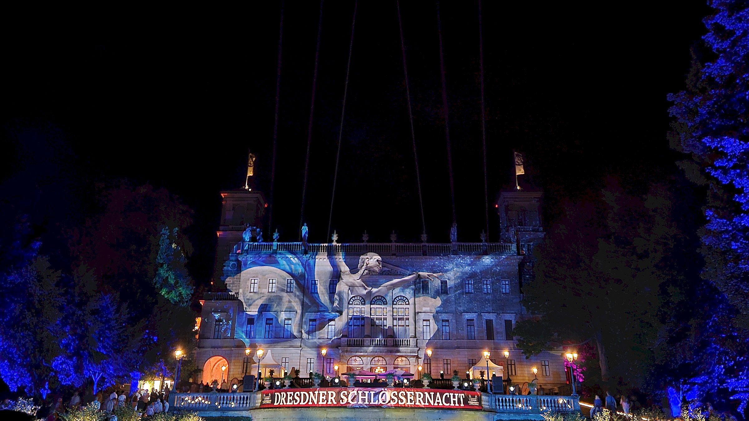 Illumination am Schloss Albrechtsberg - Foto: Anton Launer