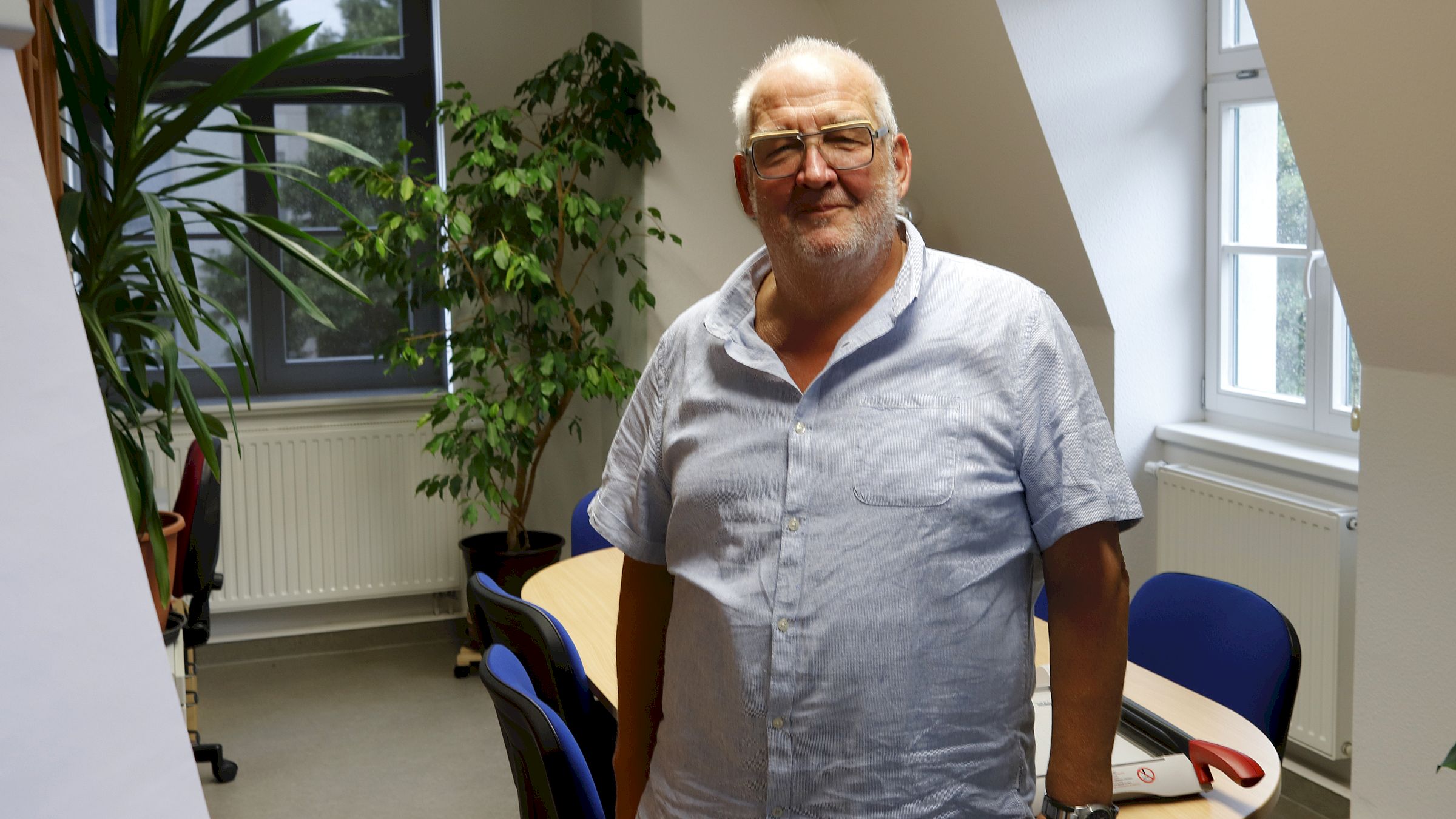 Verbandsvorsitzender Martin Domke hat in diesen Räumen in den 1960ern noch selbst gewohnt  - Foto: Anton Launer