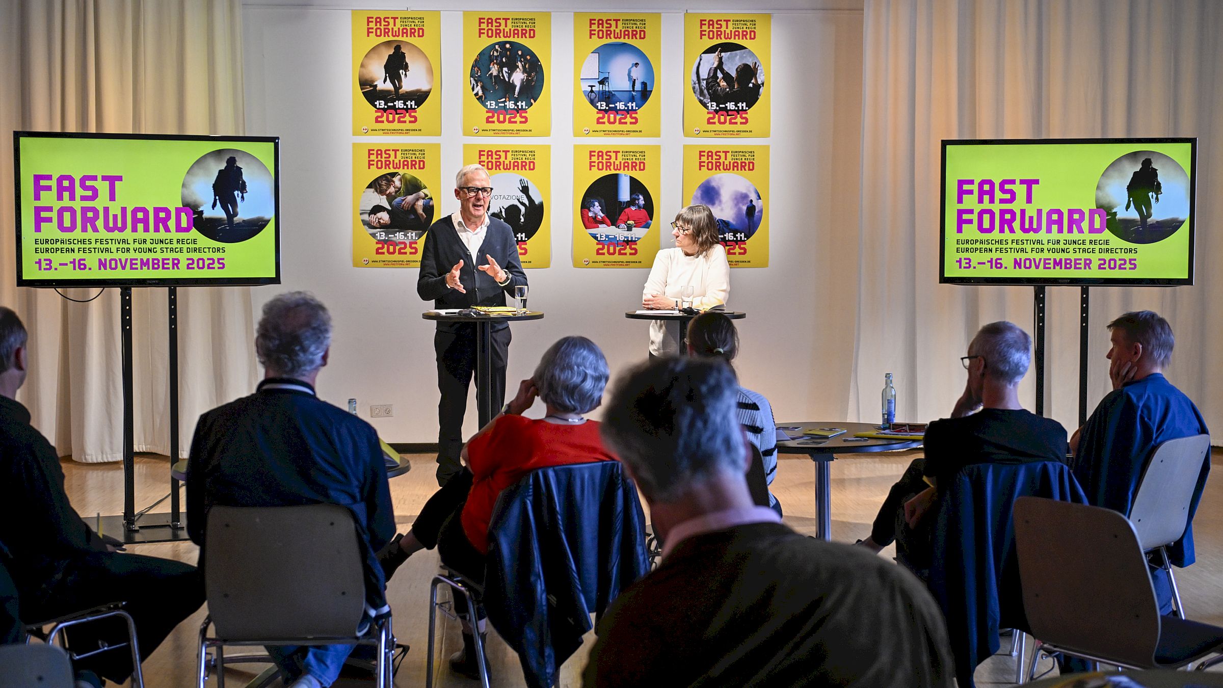 Joachim Klement, Intendant des Staatsschauspiels Dresden, und Charlotte Orti von Havranek, Kuratorin des Festivals FAST FORWARD - Foto Sebastian Hoppe
